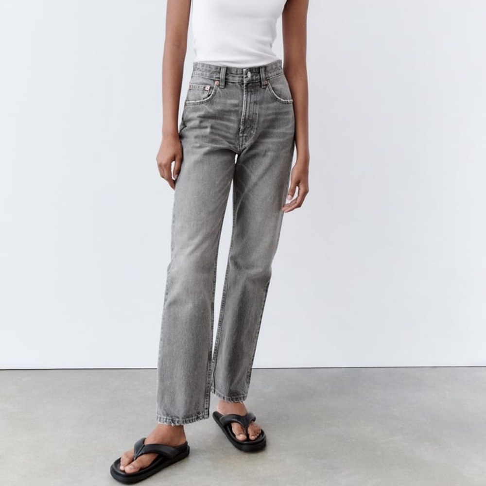 Zara Straight Fit Jeans